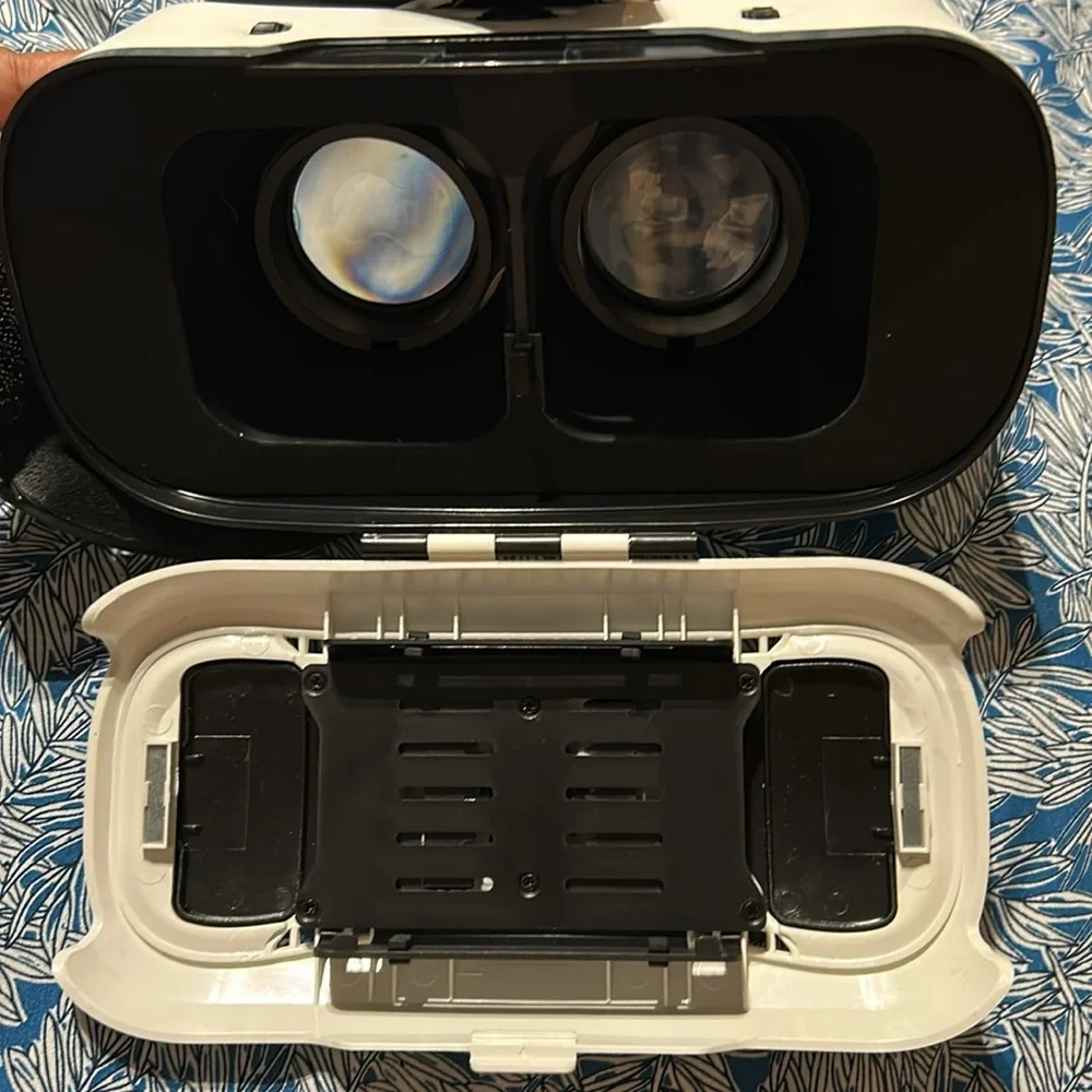 Utopia 360° VR Headset | 3D Virtual Reality Headset for VR Games.